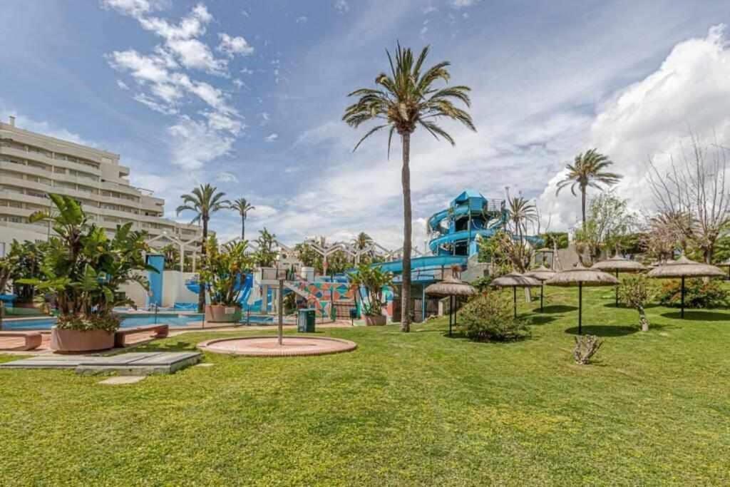 797 Holiday Rentals- Precioso Piso Con Vistas Al Jardin En Benalbeach Benalmadena Ngoại thất bức ảnh