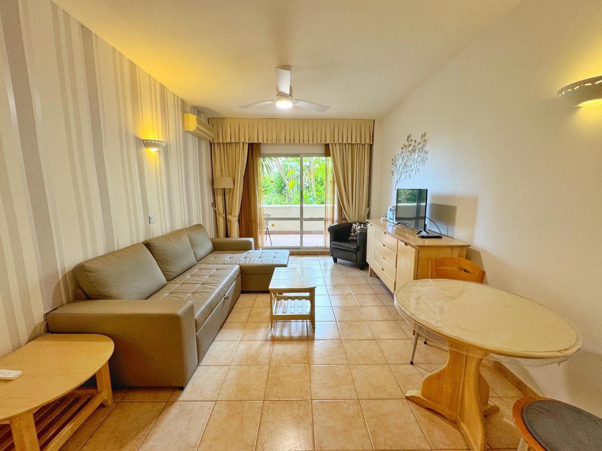 797 Holiday Rentals- Precioso Piso Con Vistas Al Jardin En Benalbeach Benalmadena Ngoại thất bức ảnh